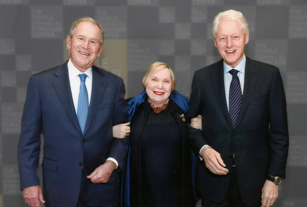 WHE w/ Clinton -Bush Duo